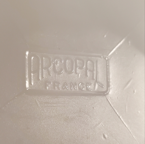 ⭐ARCOPAL "FRUITS de FRANCE" 2 WHITE MILK GLASS SCALLOPED BOWLS 1970s VINTAGE - Picture 13 of 15